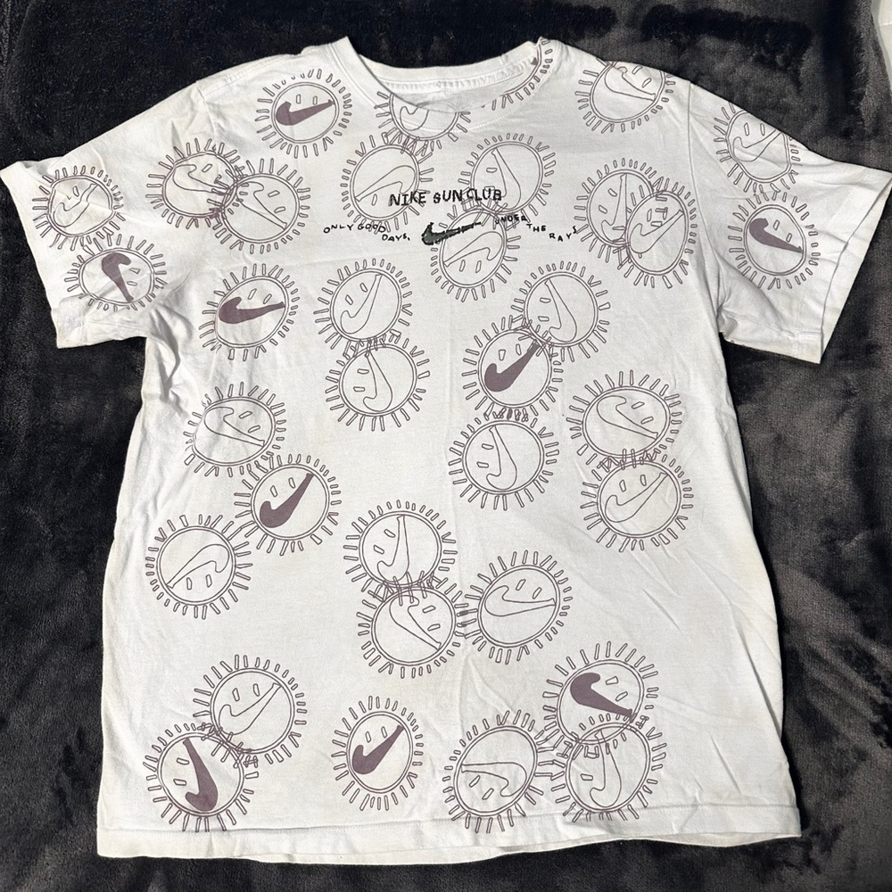 Nike Sun Club Youth Graphic T-Shirt